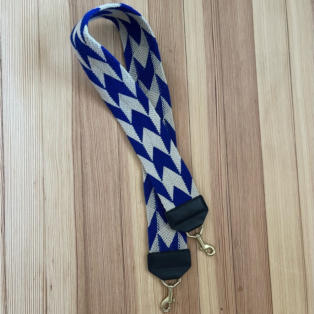 Stylish Blue and White Zigzag Suspenders